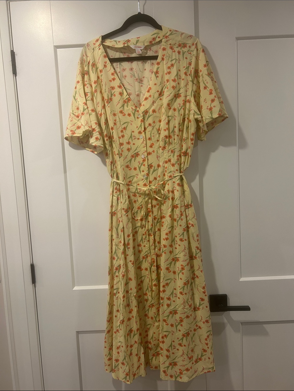 Sunny Yellow Floral V-Neck Midi Dress with Tie Waist